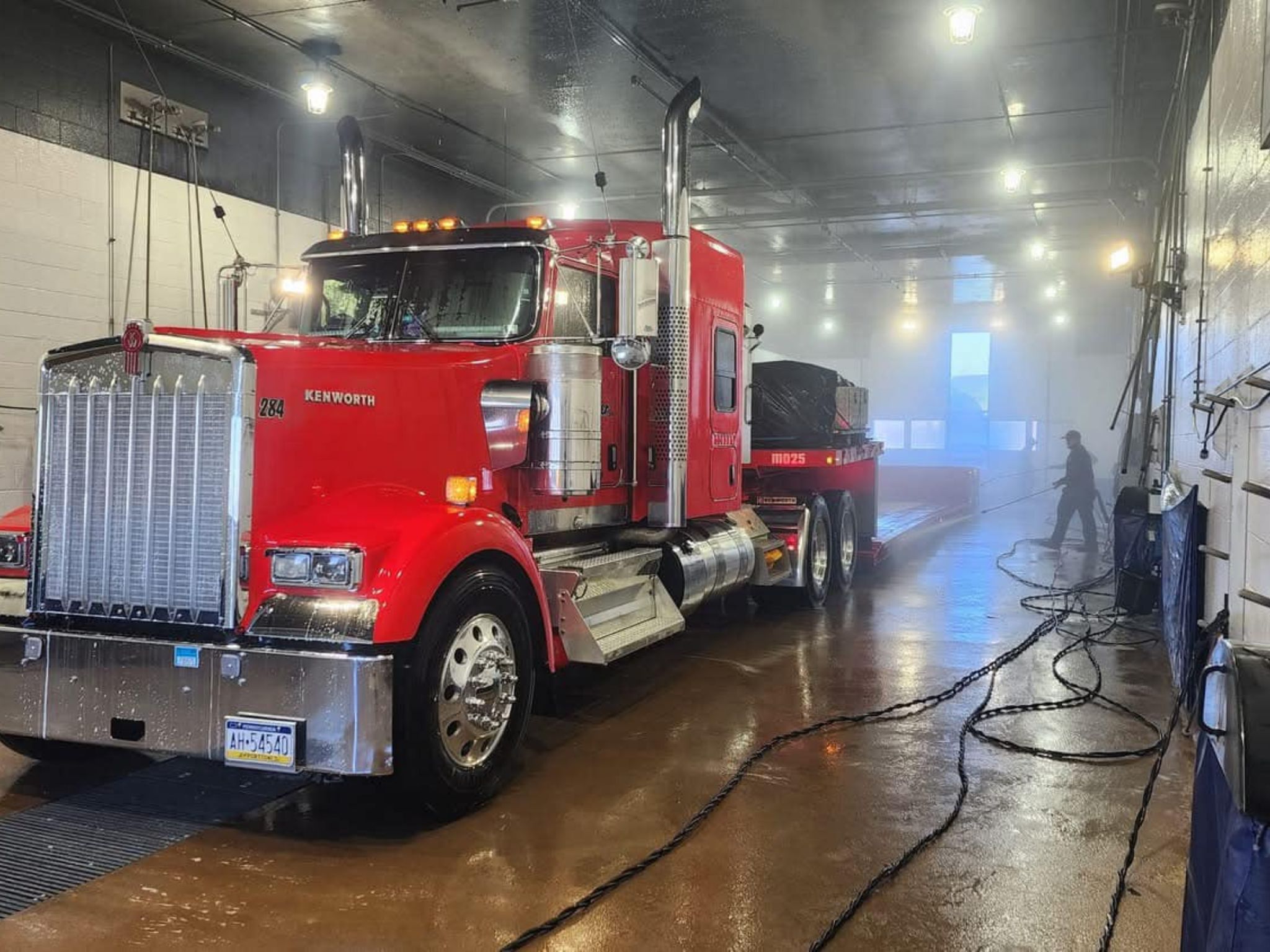 The Monds Trucking Difference: Experience, Reliability, and Precision